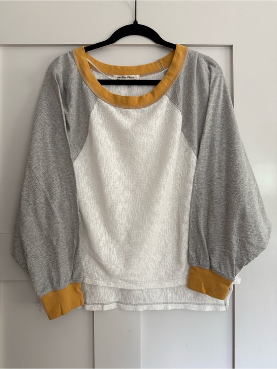 We The Free Tops - We The Free NWOT Colorblock Lightweight Raglan Baseball Shirt